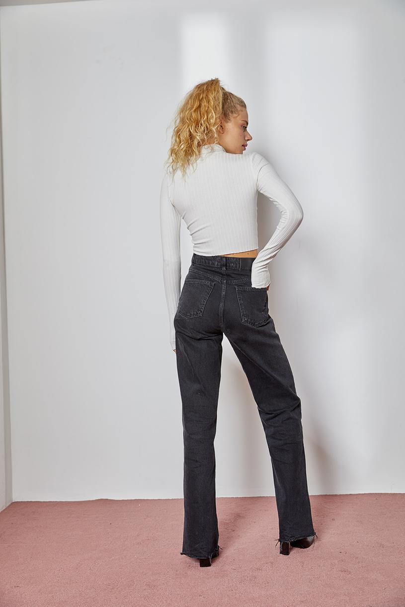 Siyah Yüksek Bel Straight Fit Jean