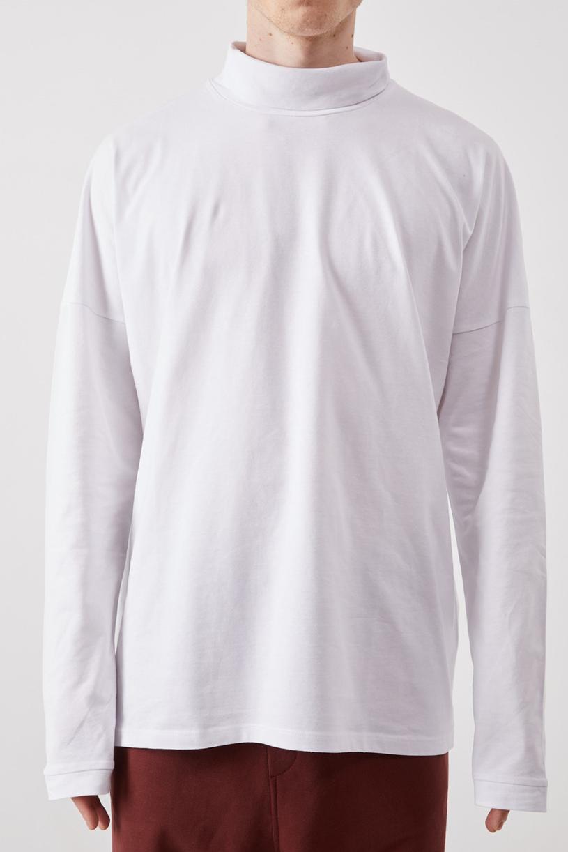White With Turtleneck Oversize T-shirt