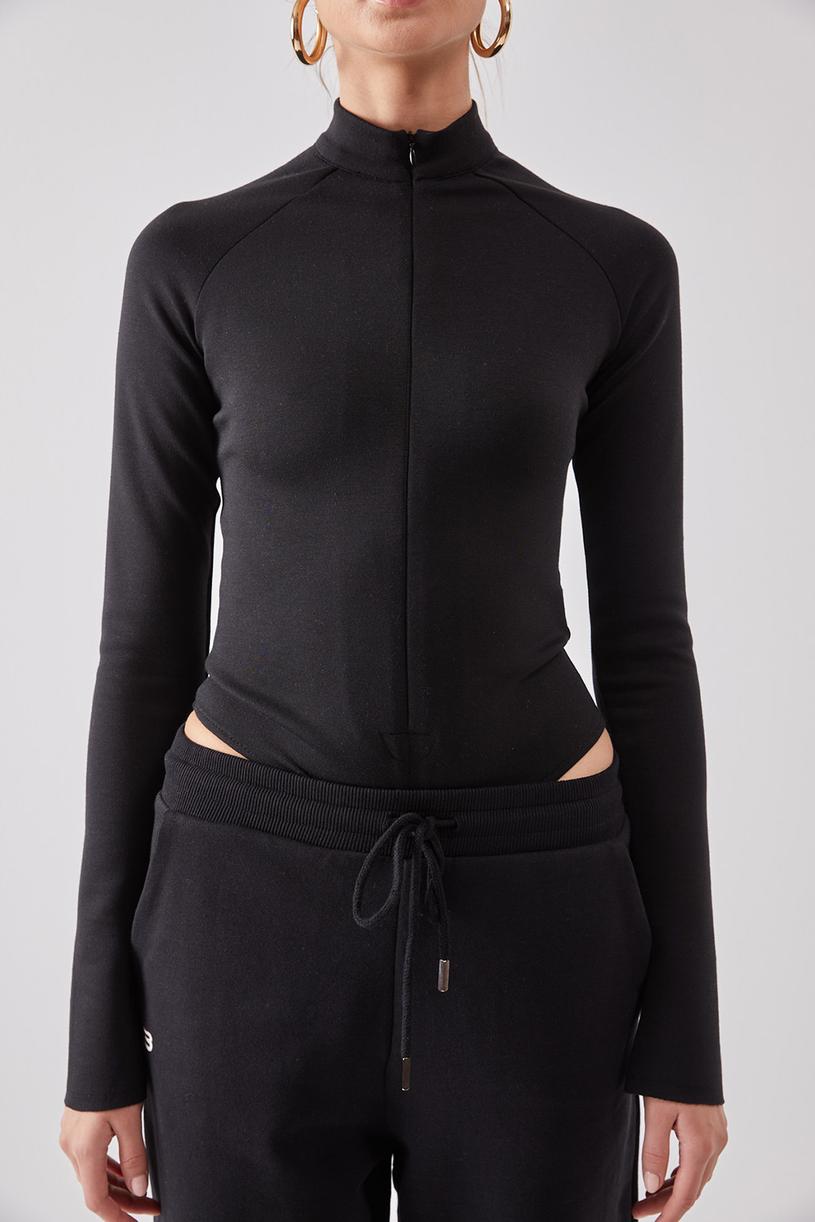 Black Bodysuit With Zipper