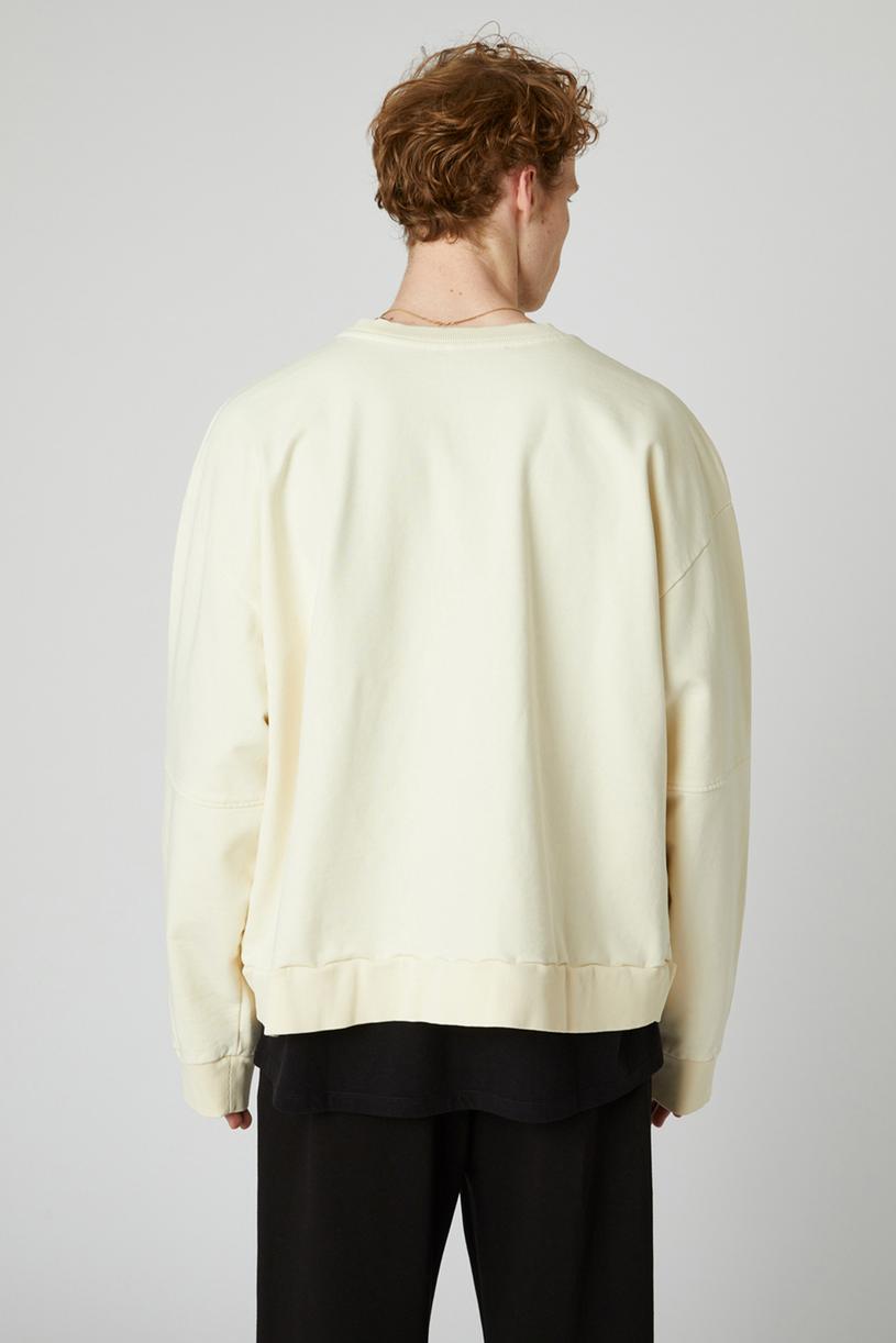 Beyaz Yıkamalı Oversize Sweatshirt