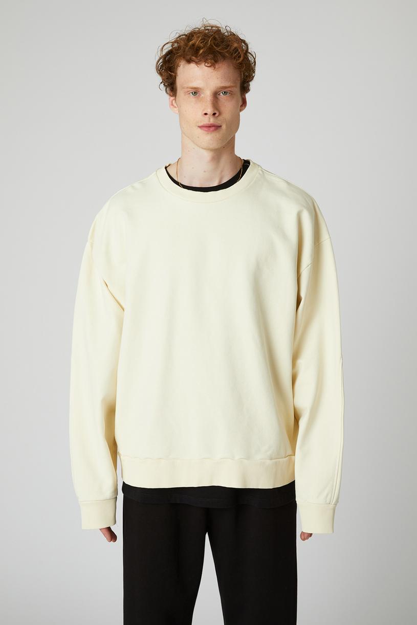 Beyaz Yıkamalı Oversize Sweatshirt