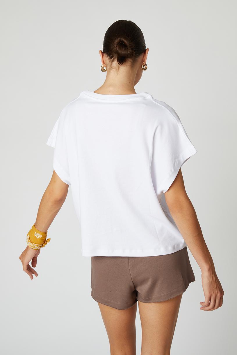 White Low Sleeve Tshirt