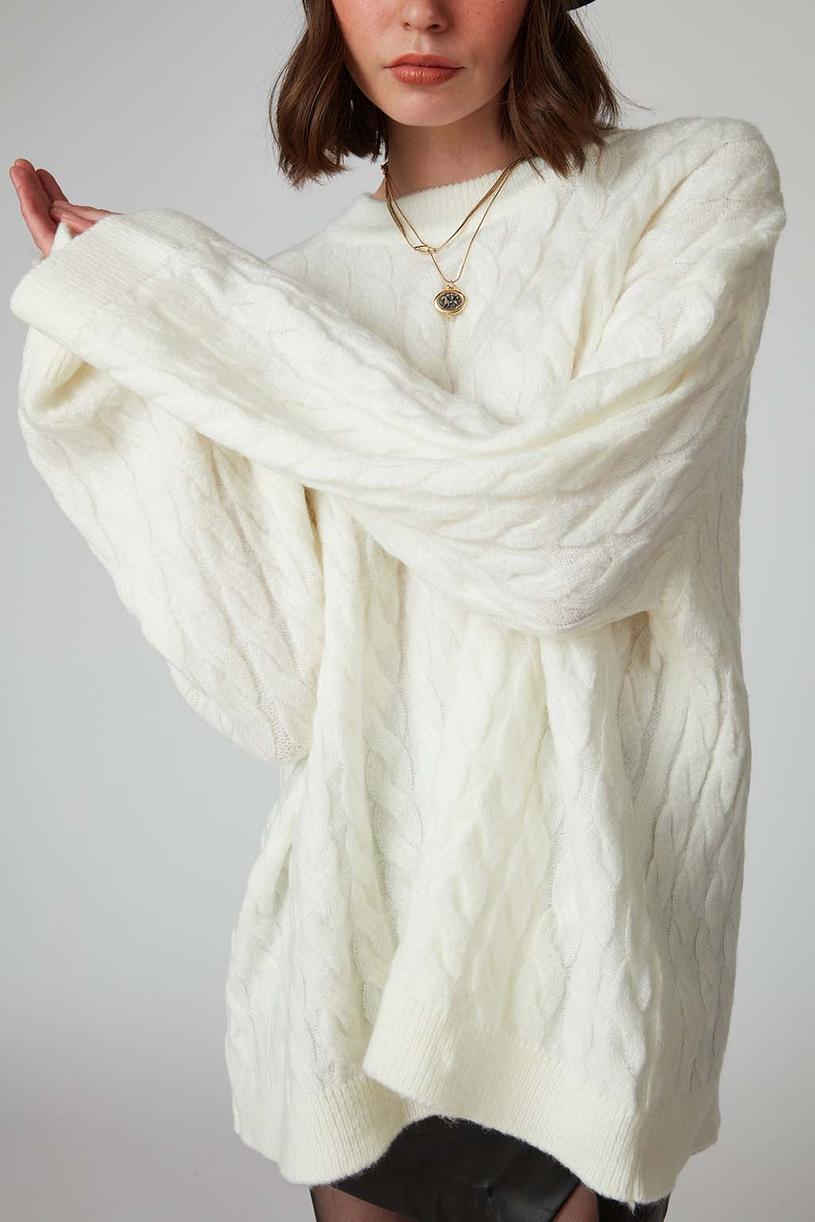 White Oversize Knit Sweather