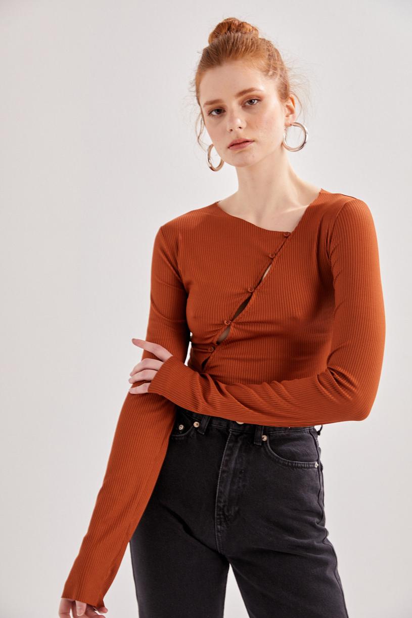 Brown Buttoned Croptop