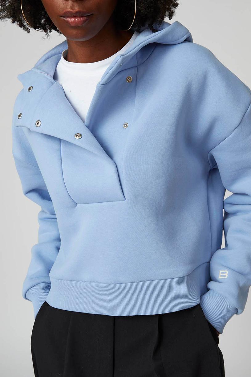 Bebe Mavi Kapşonlu Çıtçıtlı Crop Sweatshirt