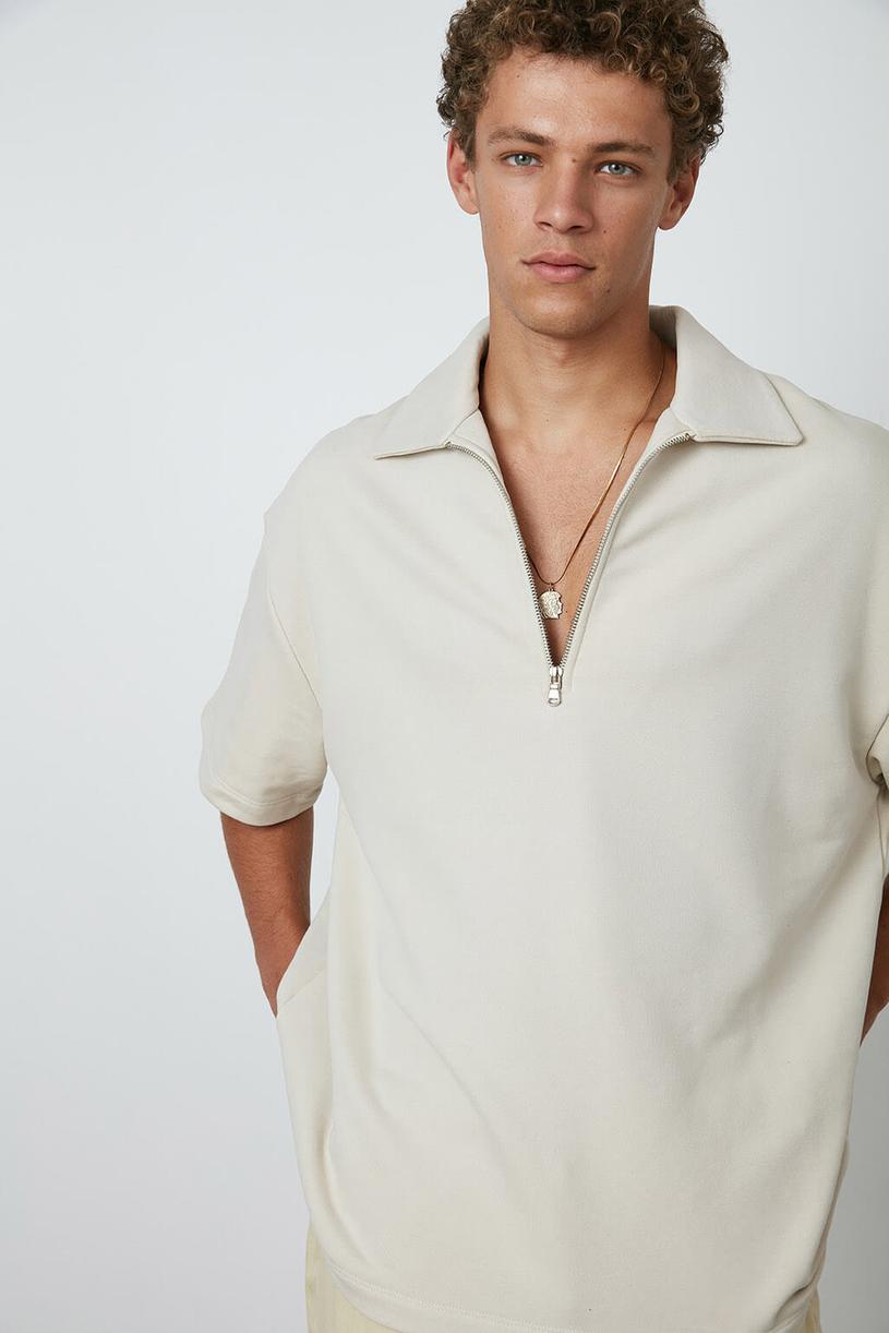 Cream Short Sleeve Sweatshirt With Zip
