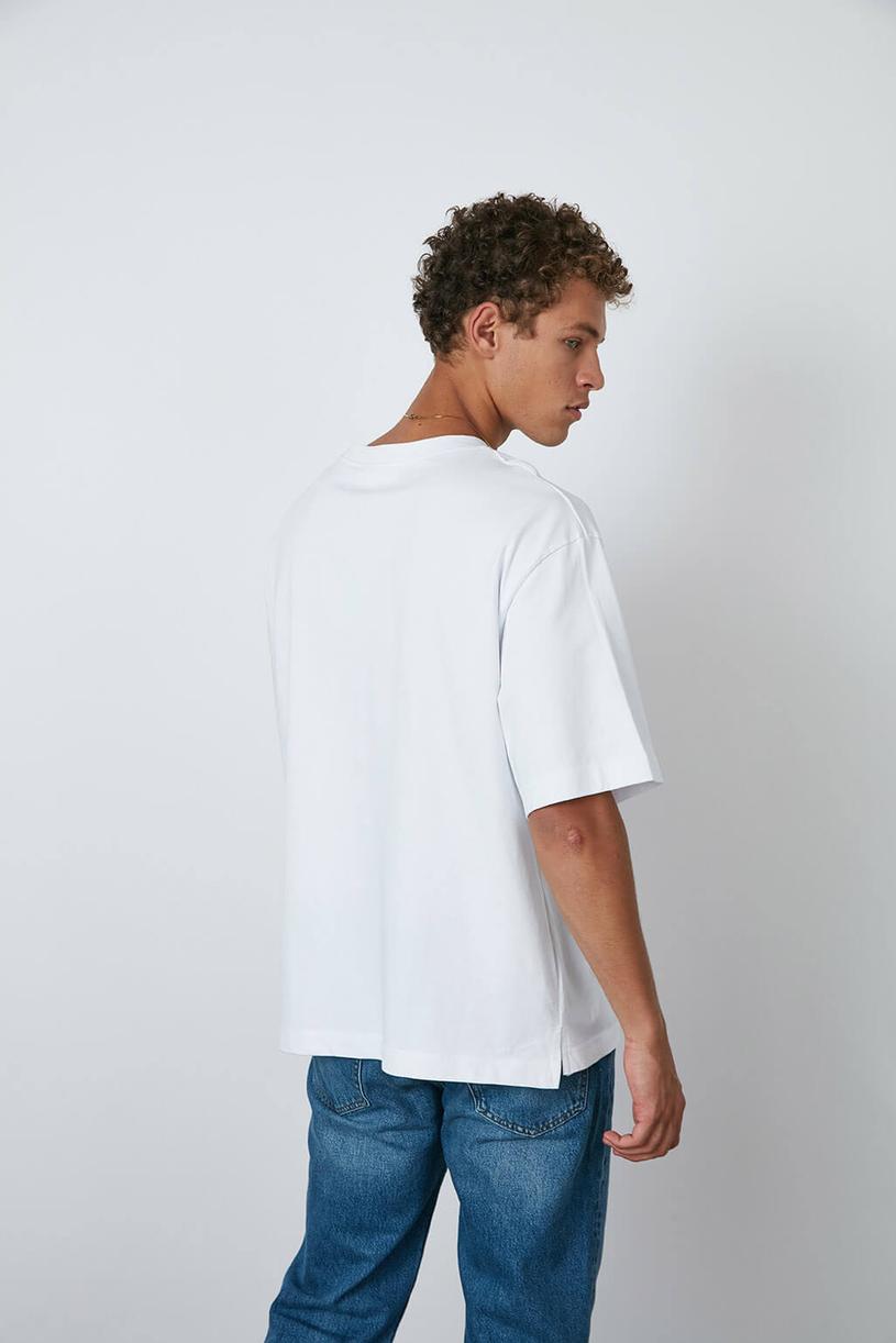 White Compakt Tshirt With Pocket