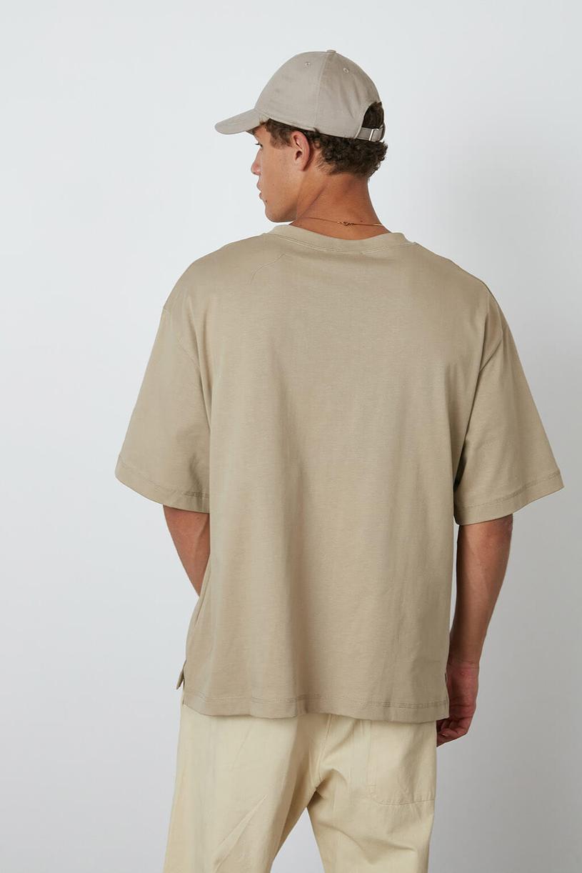 Beige Compakt Tshirt With Pocket