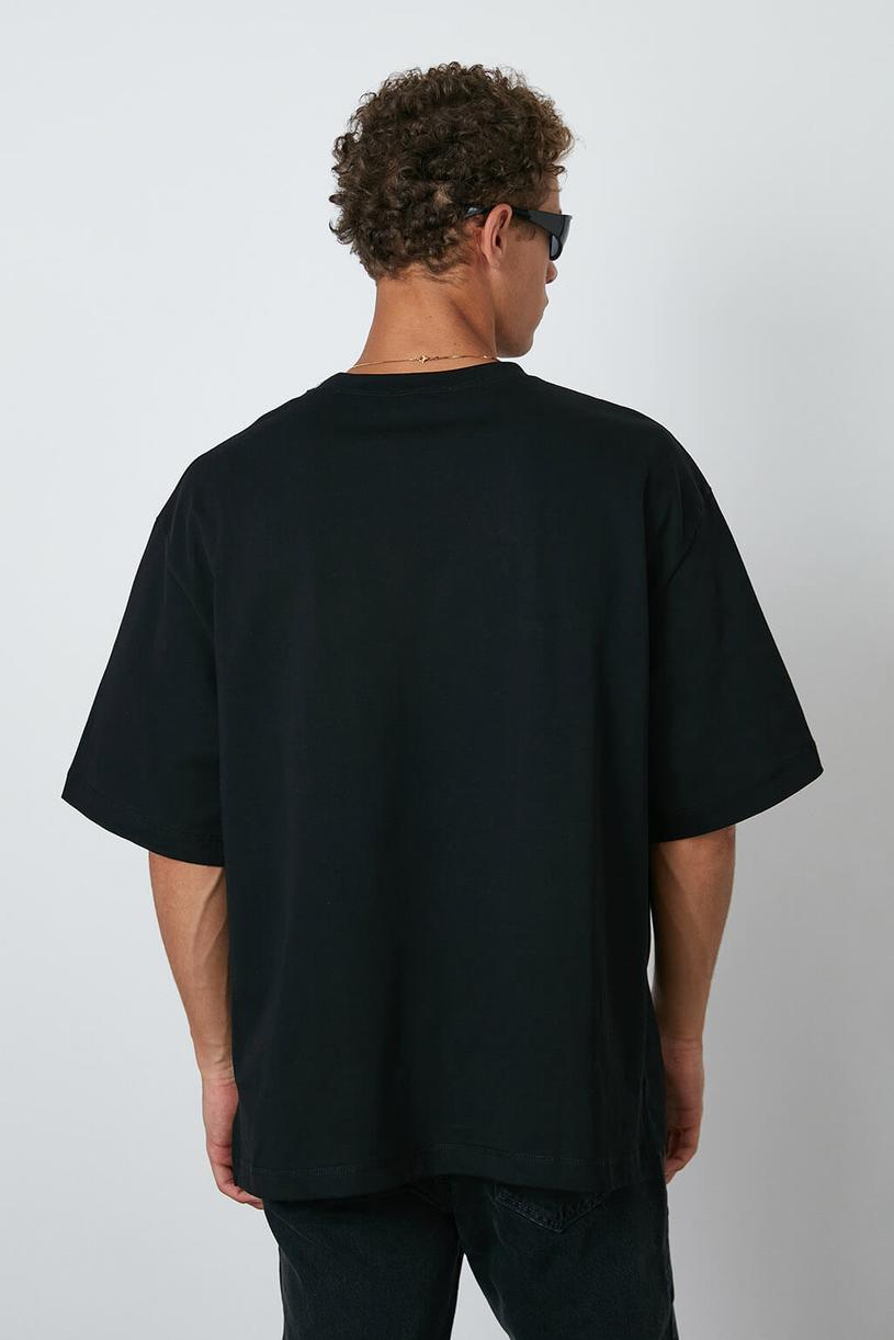 Black Compakt Tshirt With Pocket
