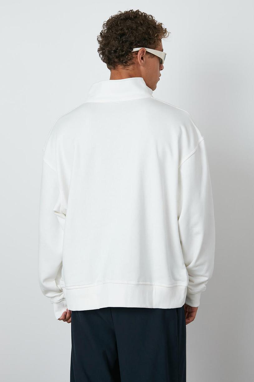 White Buttoned High Neck Sweatshirt