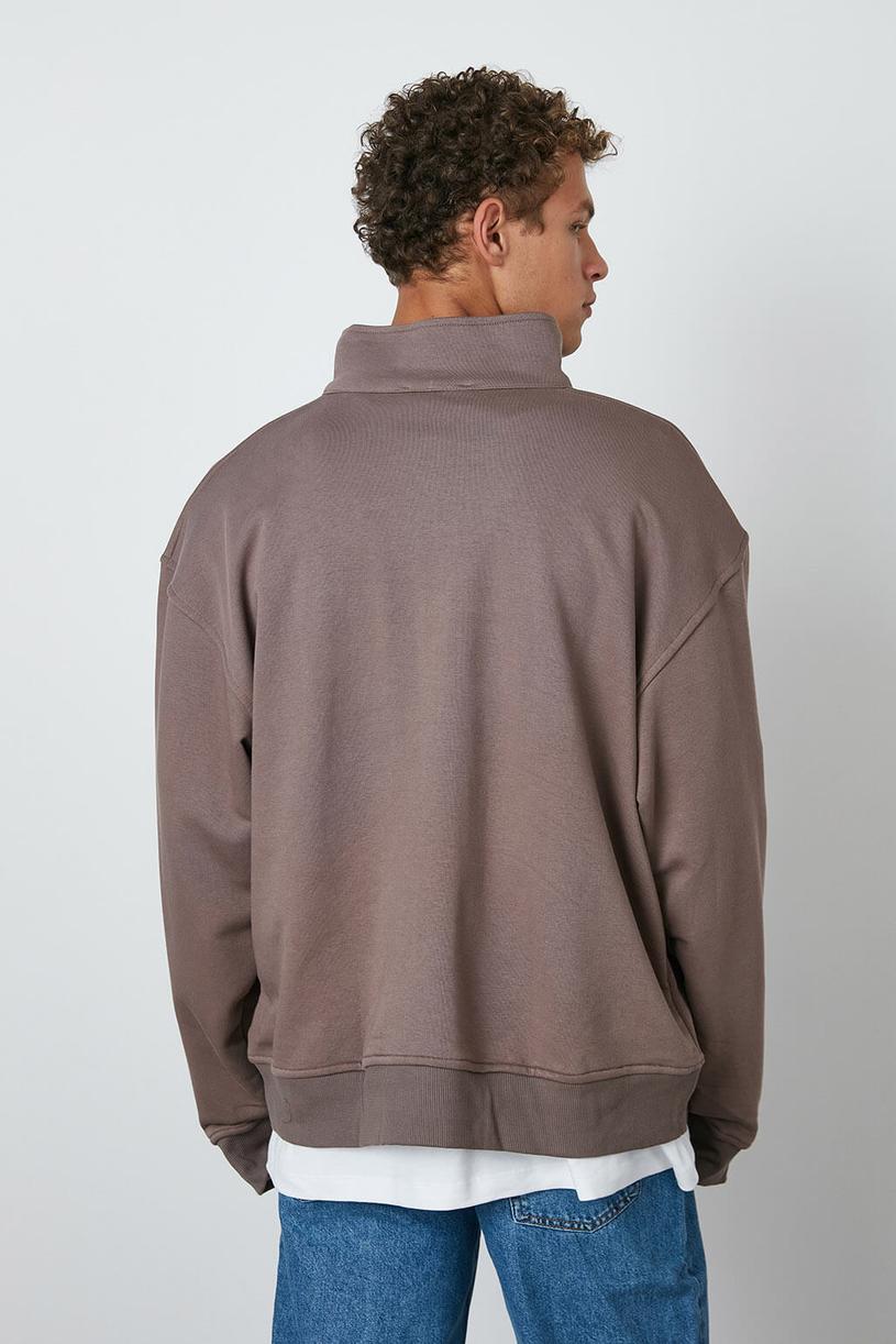 Brown Buttoned High Neck Sweatshirt