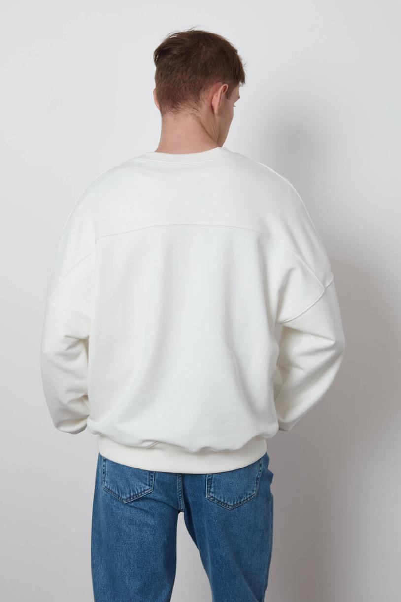 White Basic Oversize Sweatshirt