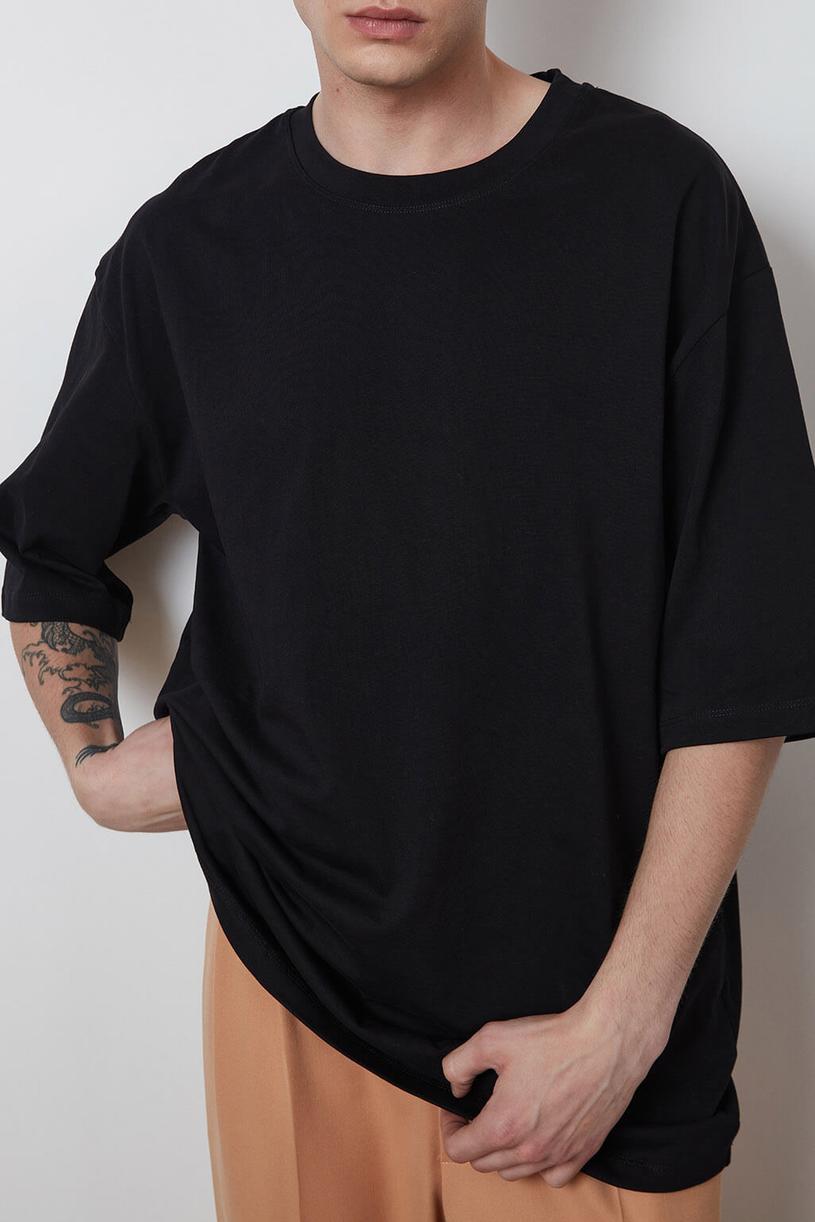 Black Oversize Kompakt Tshirt