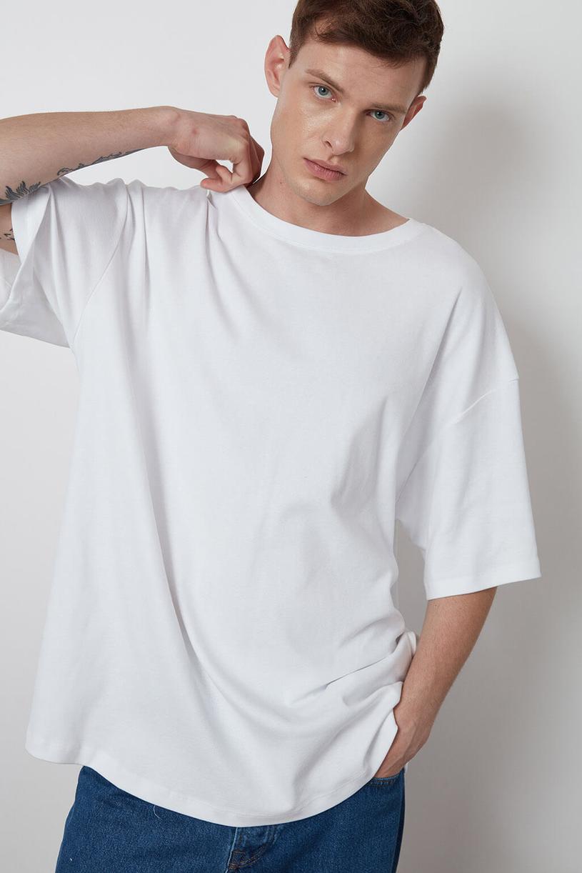 White Oversize Loose Tshirt