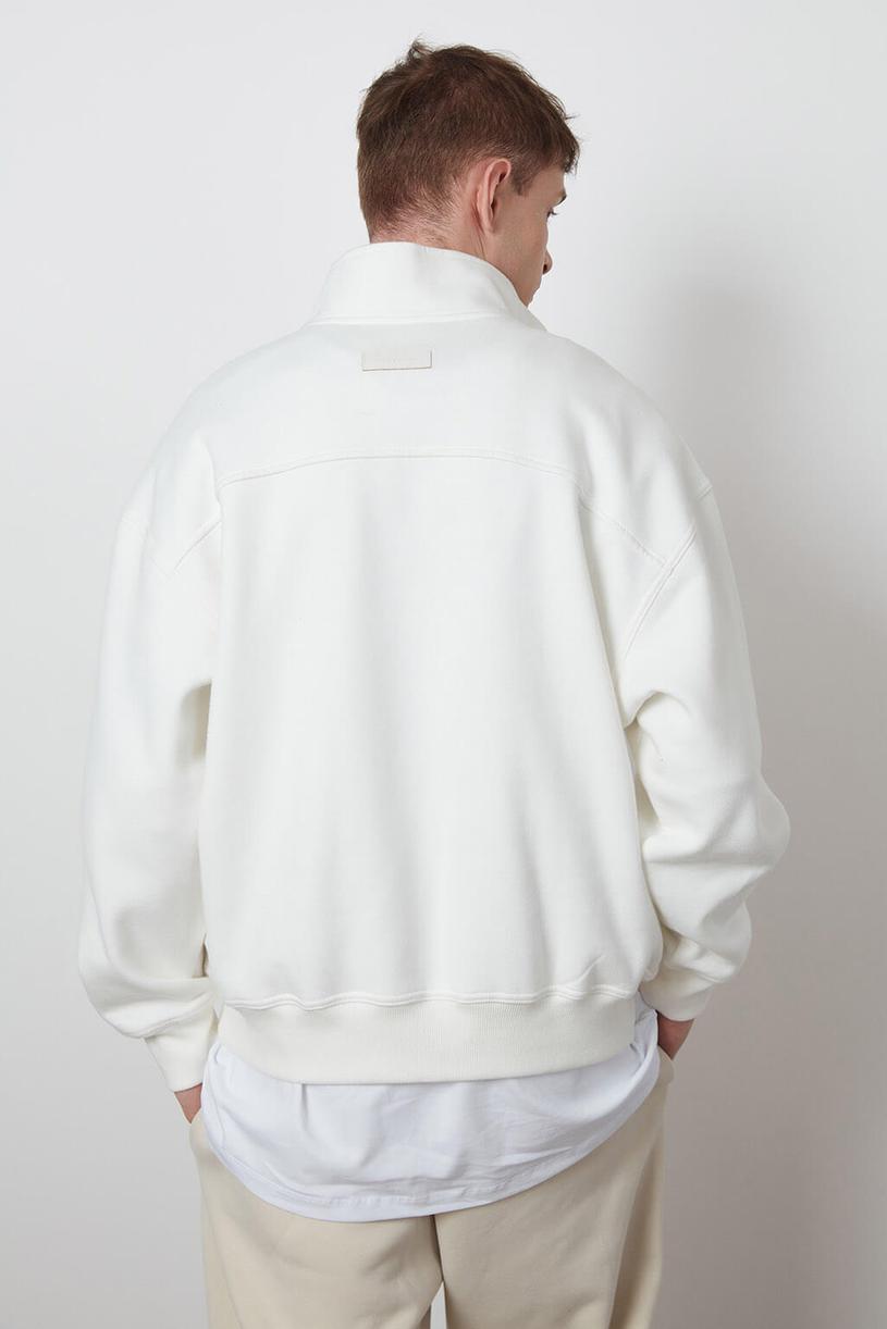White High Neck Oversize Sweatshirt With Zip