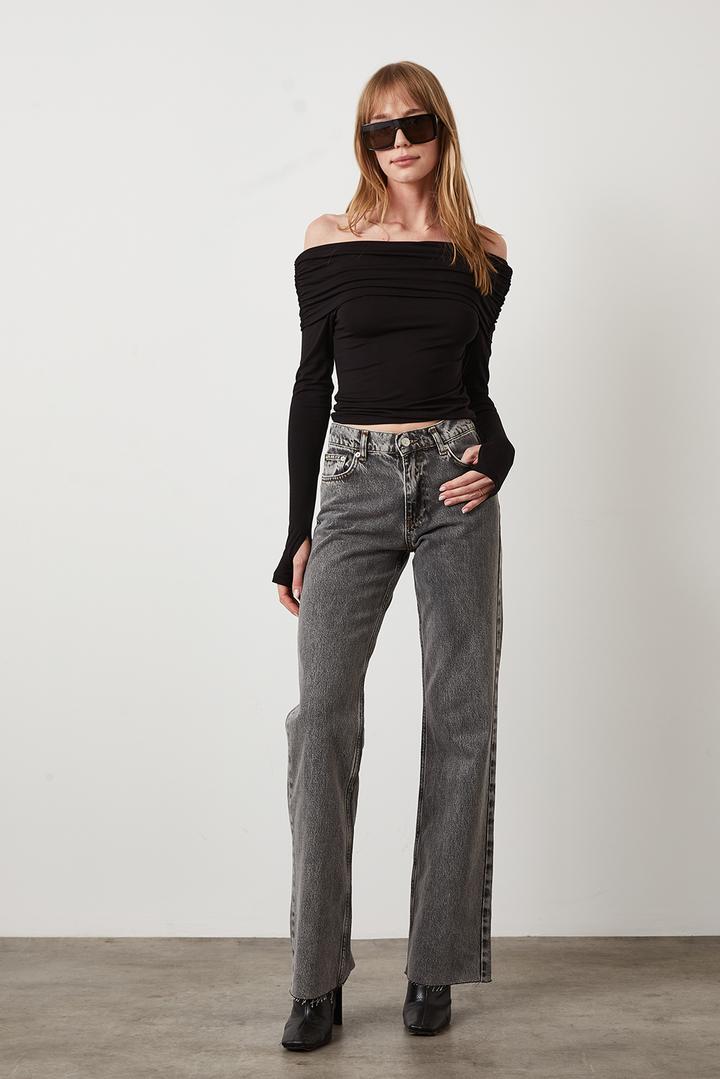 Medium Waist Straight Jean